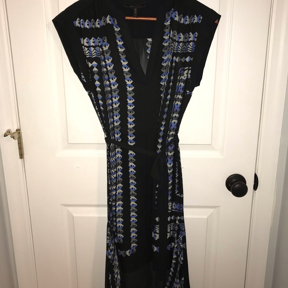 BCBG Black and Blue Pattern Dress with Belt (s).